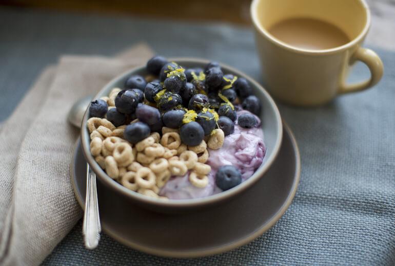 Cheerios™ de limón y mora azul